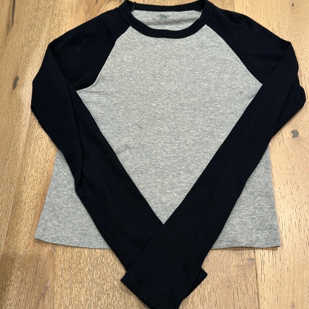 Brandy Melville T-shirt